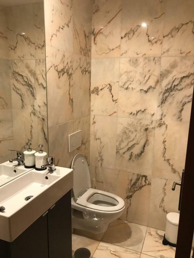 Metro Heroismo Residence Porto Kültér fotó